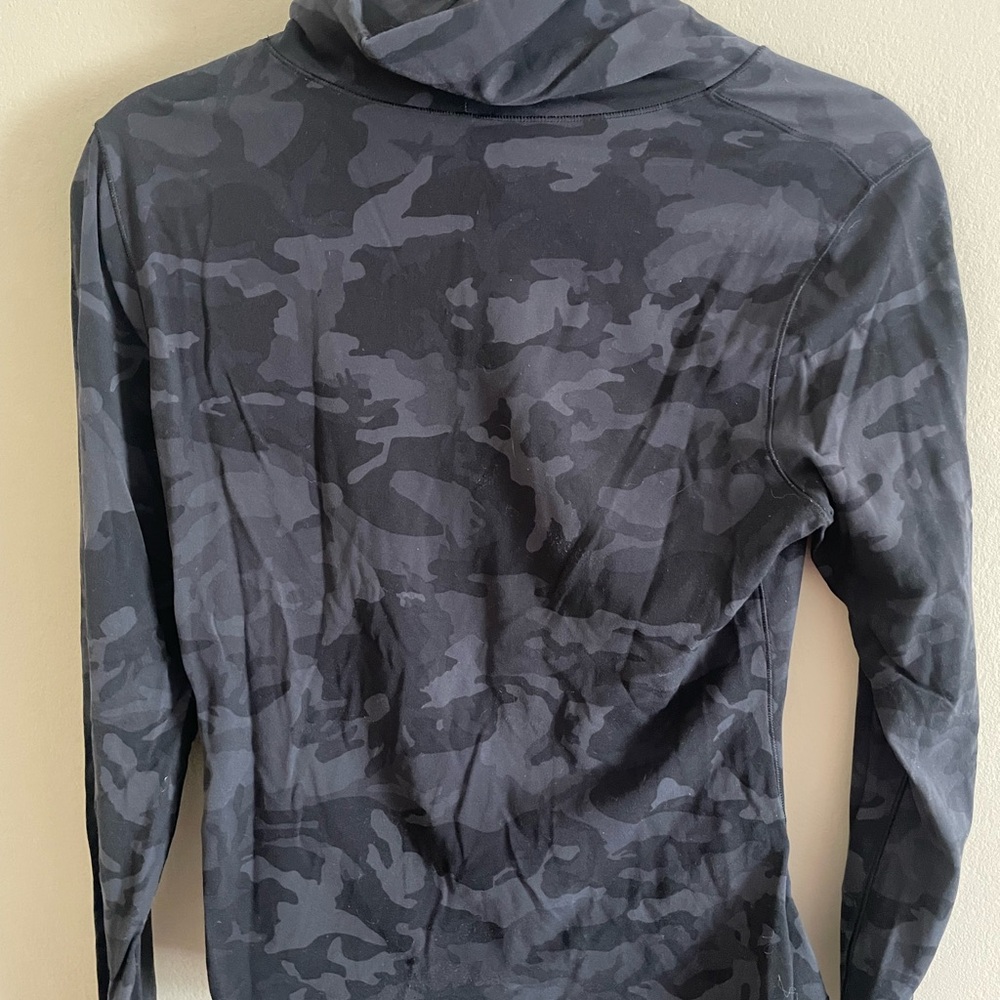 Lululemon Camoflauge Long Sleeve Athletic Top - Picture 3 of 4